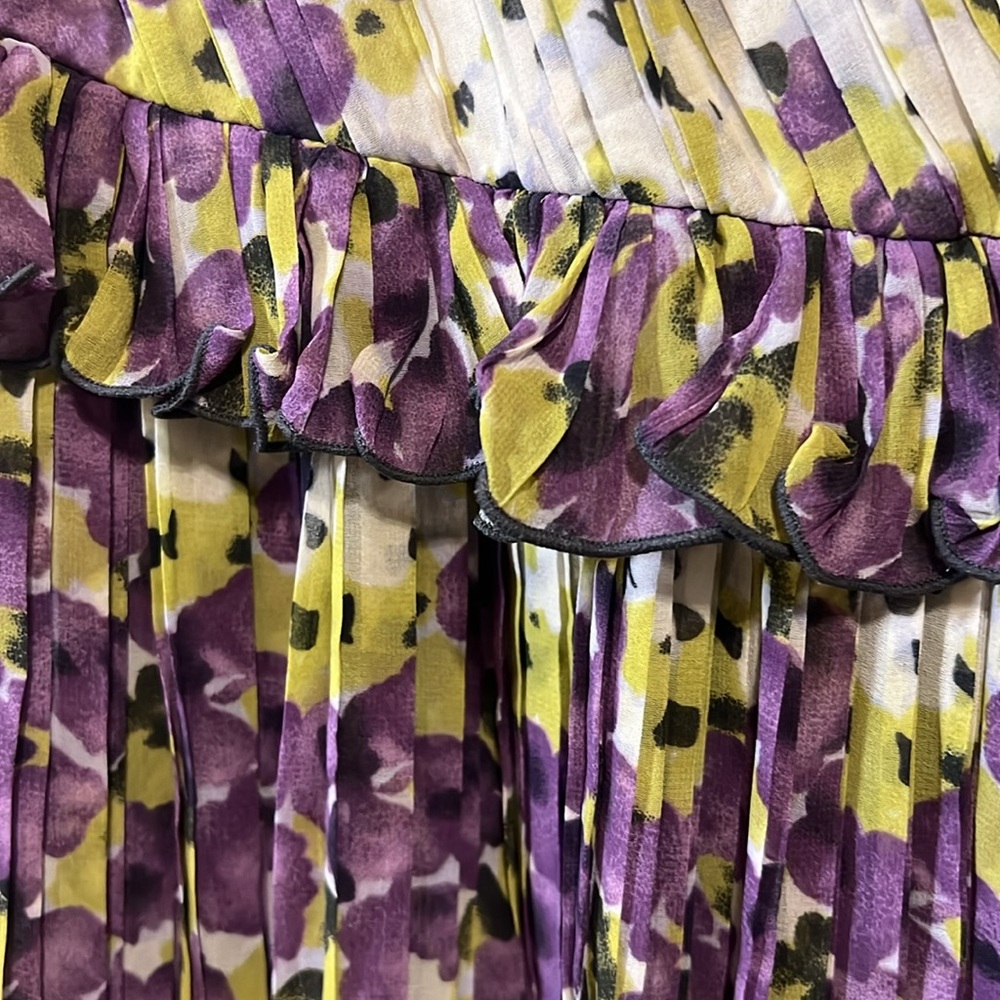 McGinn pleated wrap floral chiffon dress - Picture 5 of 7